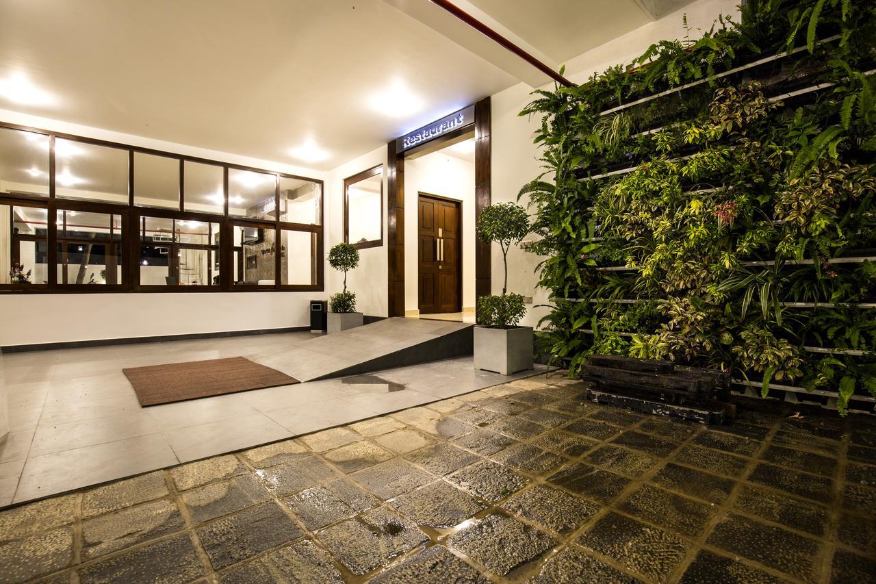 Grand 7 Hotel -Kesbewa Piliyandala Exteriér fotografie